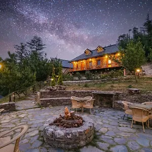https://woodvista-cottages.shimlahotels.net